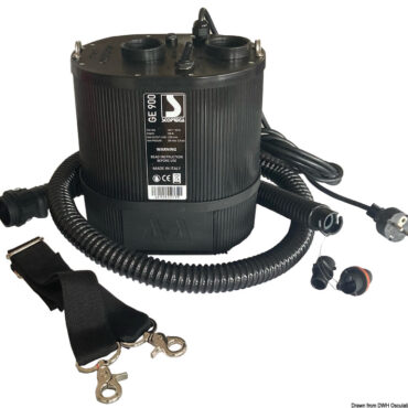 Gonfiatori elettrici ad altissima portata in grado di gonfiare tende, giochi, strutture e barriere gonfiabili (GE 900) , Kayak e qualsiasi gommone (GE 900AA+ PLUS) in breve tempo e con un impatto acustico decisamente ridotto (max 85 dB).Forniti completi di tubo di gonfiaggio Ø 25 mm, 1,5 m di lunghezza e raccordi universali.