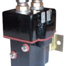 Disponibili due modelli: versione "E" con solenoide semplice che trasmette un impulso ON-OFF o "ELS" con centralina elettronica che gestisce la velocità e protegge da sovraccarichi.