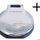 Realizzato in materiale composito, completamente stagno e quindi adatto per il montaggio in coperta; dotato di sportellino apribile.