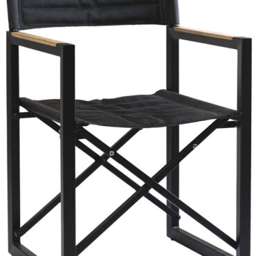 Con finitura di alta classe e in tessuto tecnico Batyline®, è disponibile in puro teak o in alluminio con braccioli in teak.Si piega molto facilmente per essere riposta ovunque a bordo.