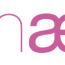 Profilo in acciaio inox AISI 316 riempito in PVC DURALENE. Si può applicare sia su base Standard che su base Slim. Barre da 3 m, da giuntare sempre con il suo coprigiunta.Vantaggi:- si può piegare facilmente;- leggero;- alta resistenza agli urti.